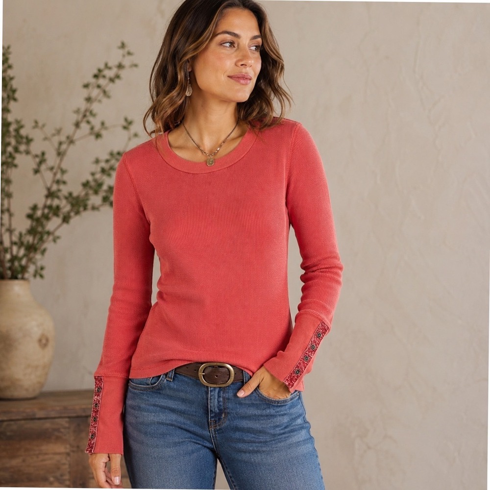 Sundance Thermal Top Women PS Coral Pink Ribbed Velvet Button Cuff Long Sleeve